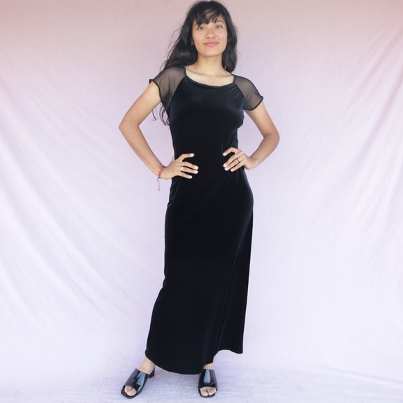 Cachet Velvet Maxi Dresd